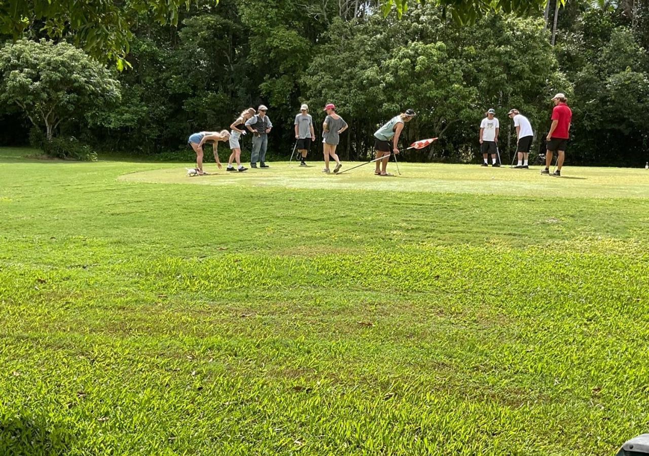 Sunshine Coast Retreat Your Own Private Golf Course Diddillibah Ngoại thất bức ảnh
