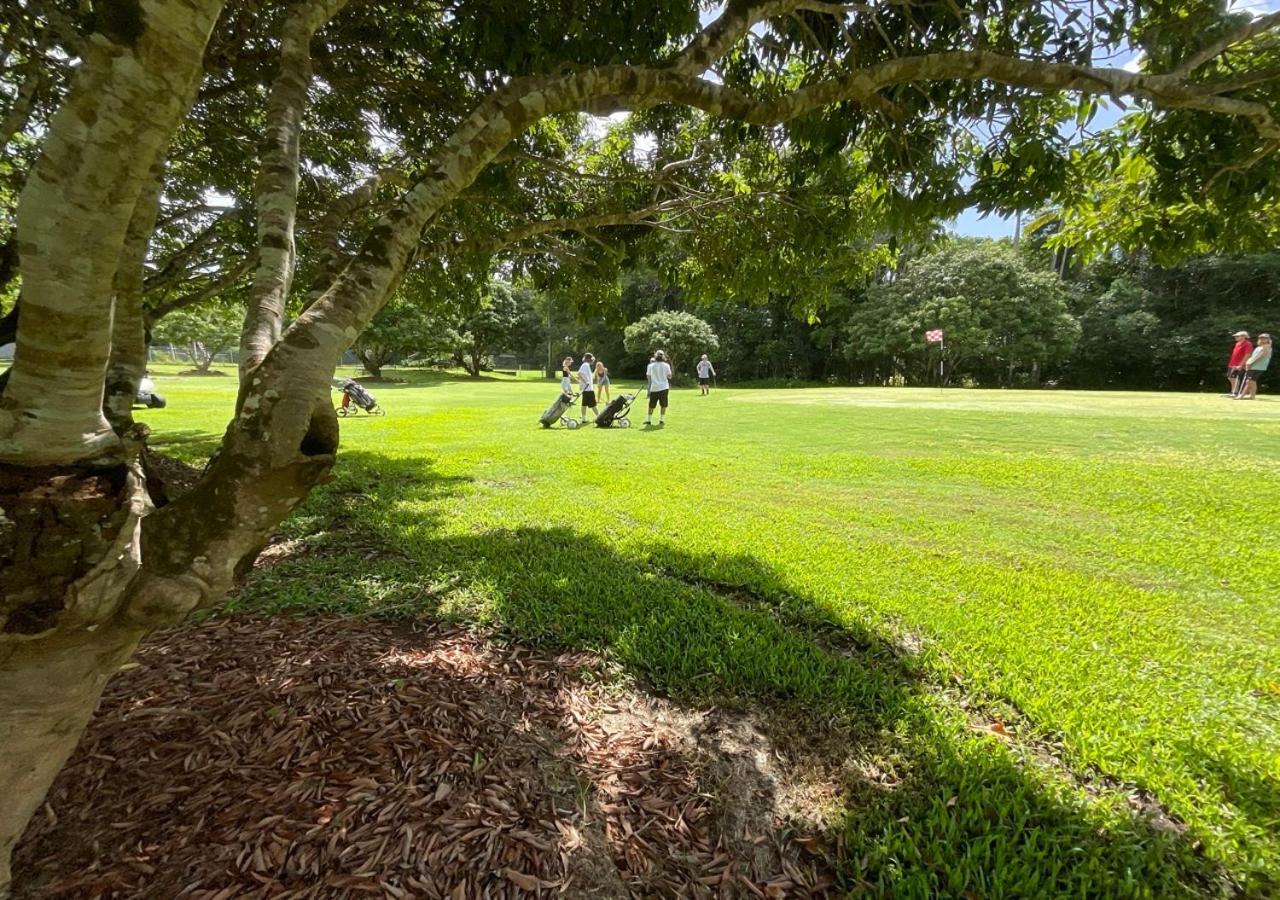 Sunshine Coast Retreat Your Own Private Golf Course Diddillibah Ngoại thất bức ảnh