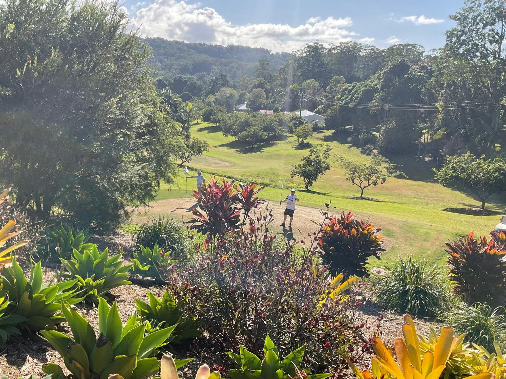 Sunshine Coast Retreat Your Own Private Golf Course Diddillibah Ngoại thất bức ảnh